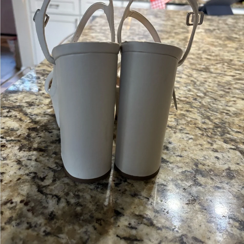 Steve Madden Cream Platform Sandals - Picture 4 of 5